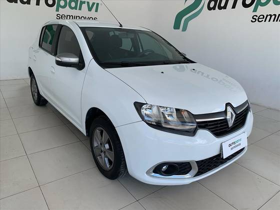 RENAULT SANDERO 1.0 EXPRESSION 16V FLEX 4P MANUAL RENAULT SANDERO 1.0 EXPRESSION 16V FLEX 4P MANUAL
